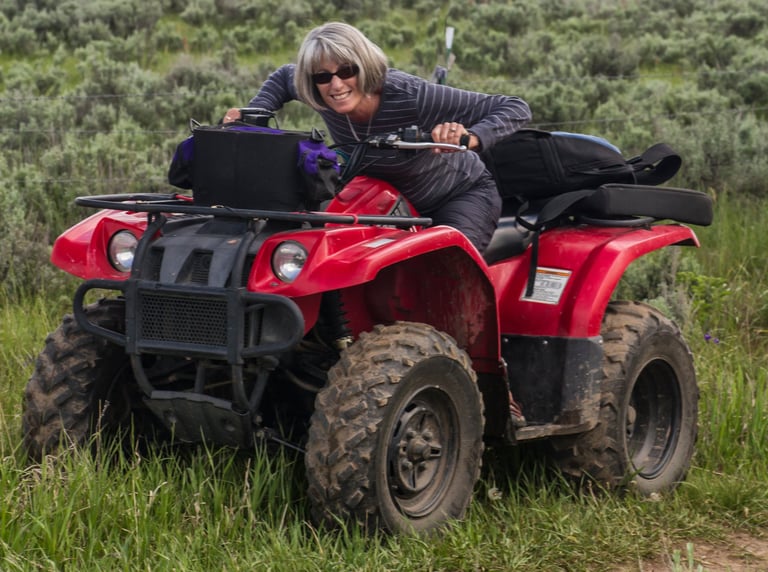 This woman is ready for some offroad fun in Idaho wilderness,usa.